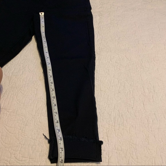 Universal thread High rise, skinny jeans/ capris - Picture 5 of 7